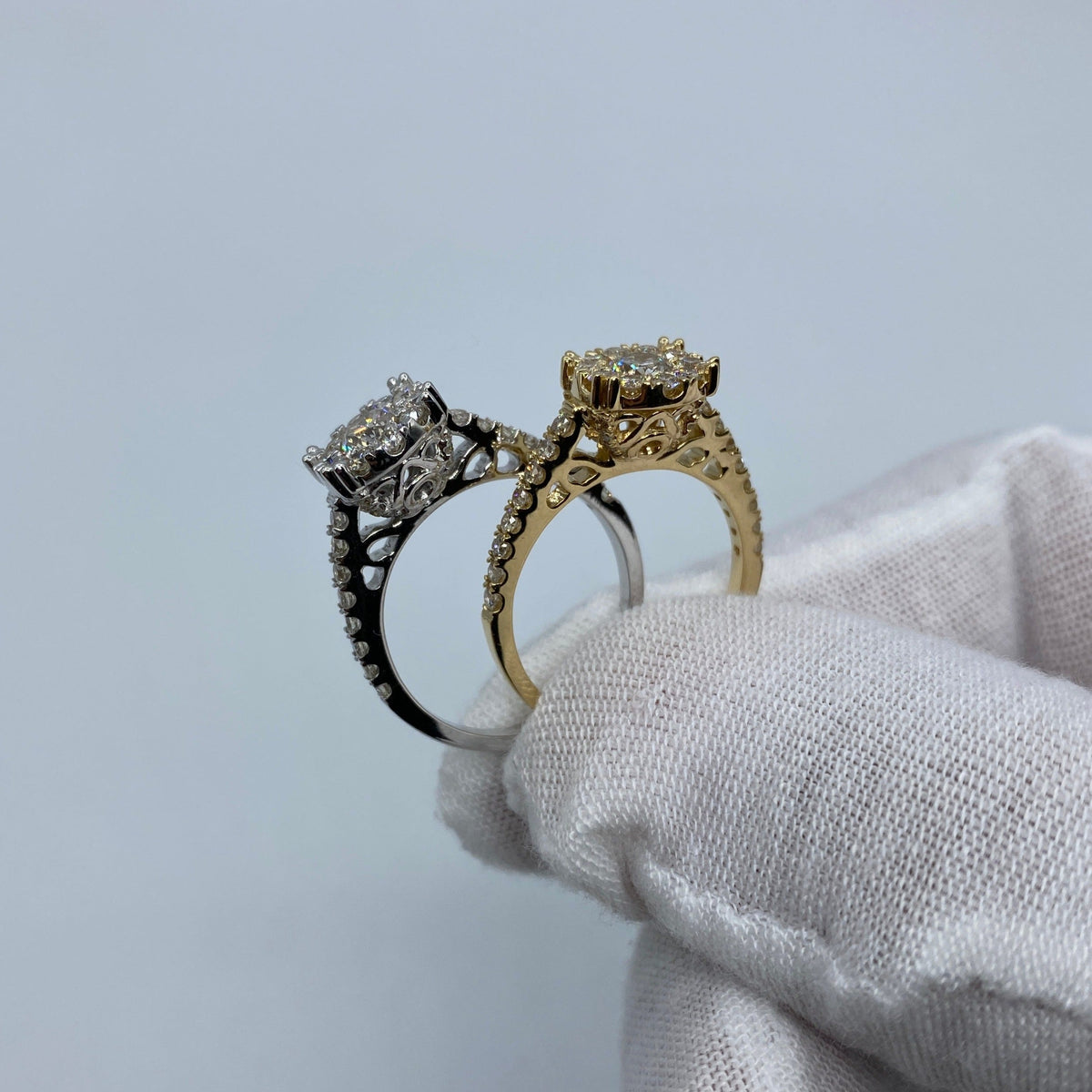 14K Gold Luxe Diamond Engagement Ring - additional product view 2