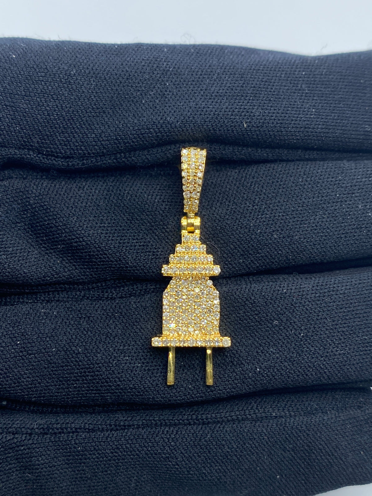 Plug Diamond Pendant 0.8 Ct - additional product view 2