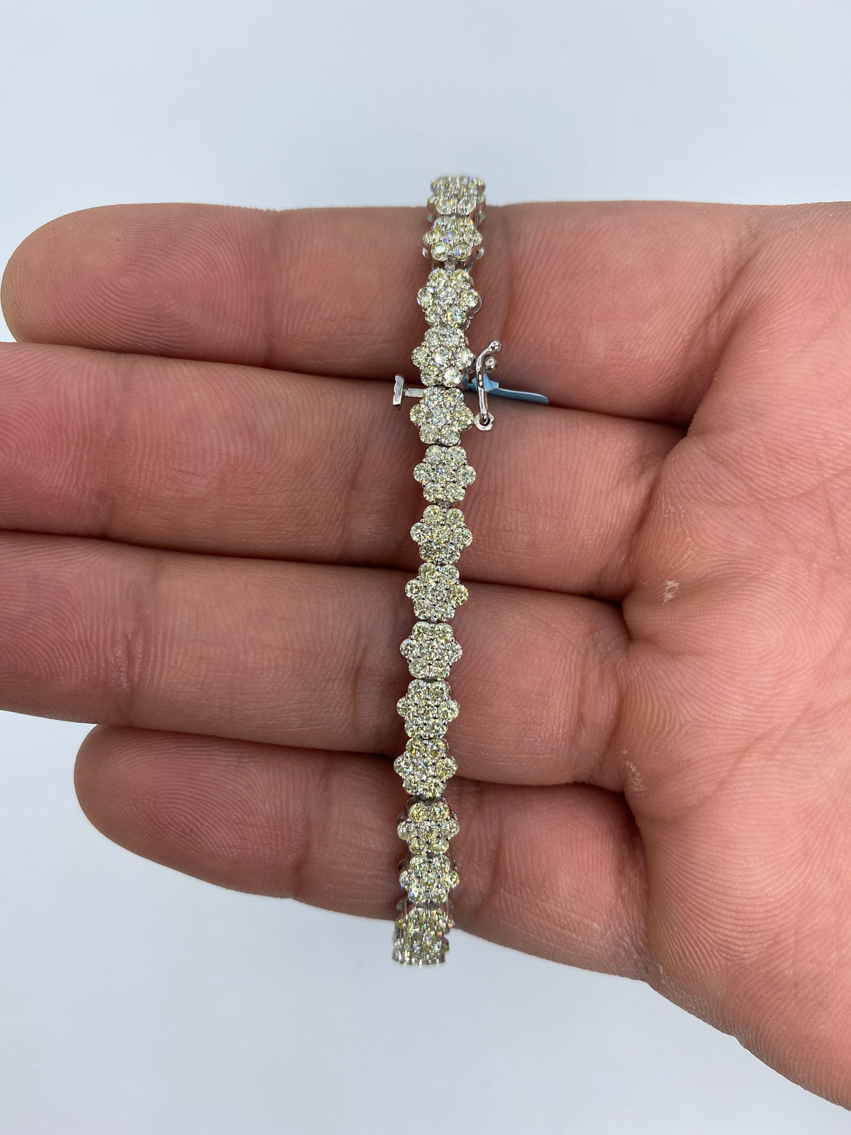 14K Gold 5.5mm Flower Diamond Bracelet 8.5 in - additional product view 5
