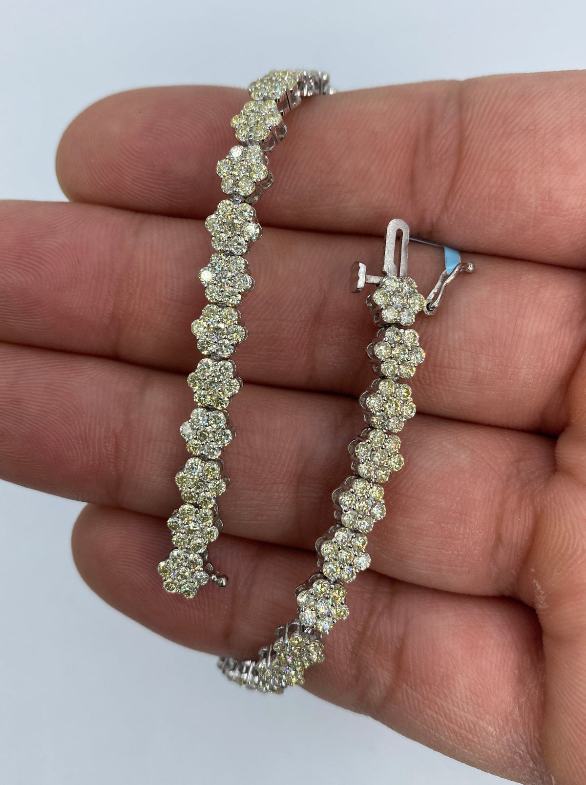 14K Gold 5.5mm Flower Diamond Bracelet 8.5 in - additional product view 2