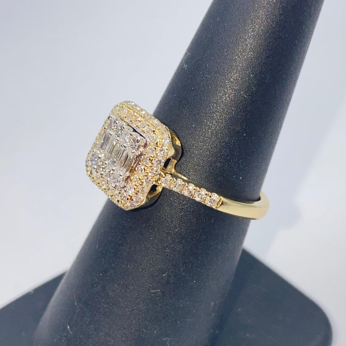14K Gold Solána Square Diamond Engagement Ring - additional product view 7