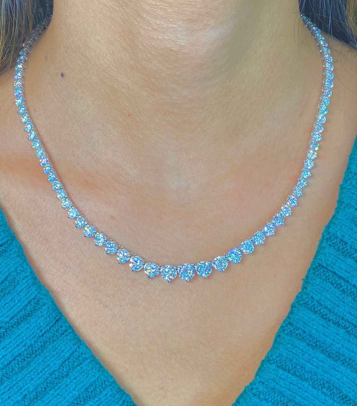 14K Gold Bridal Diamond Graduated Tennis Chain - additional product view 2