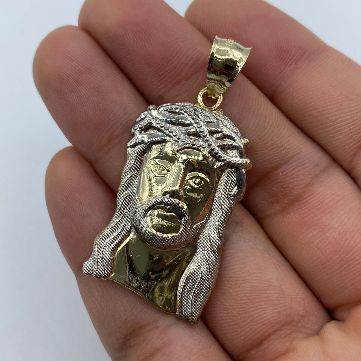 14K Gold Jesus Head Pendant 1.9 in - additional product view 5