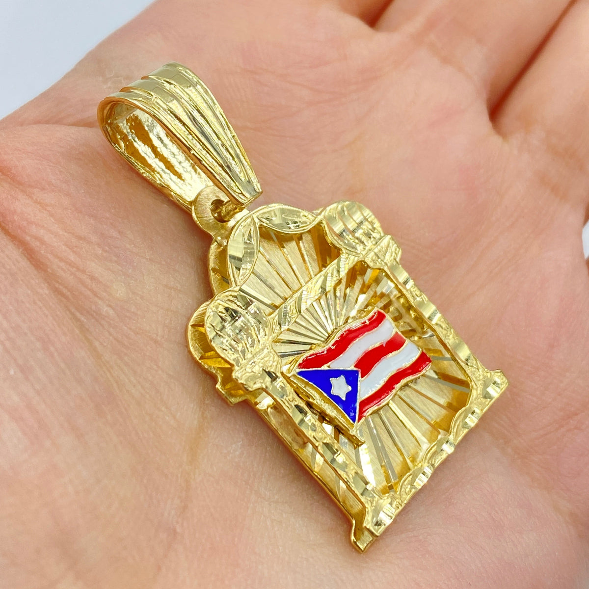 10K Teatro Puerto Rico Flag Pendant - additional product view 3