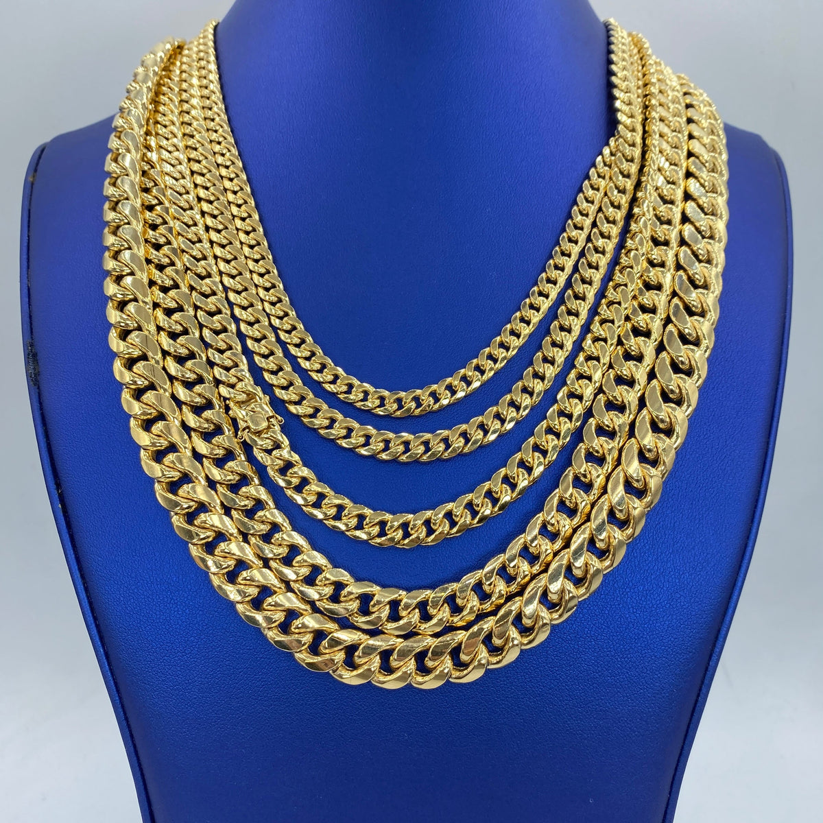 14K Gold Semi-Solid Cuban Link Chains 22–24 in - additional product view 2