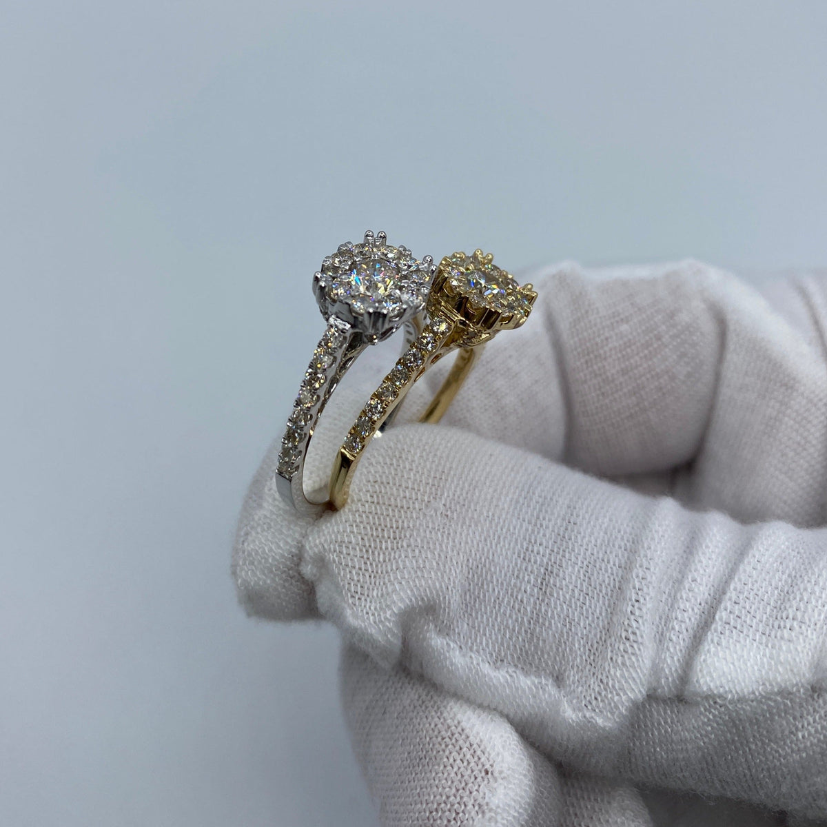 14K Gold Luxe Diamond Engagement Ring - additional product view 3