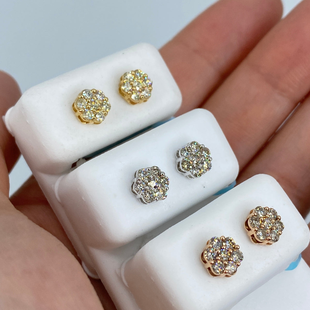 14K Gold Flower Diamond Earrings 0.9 Ct - additional product view 2