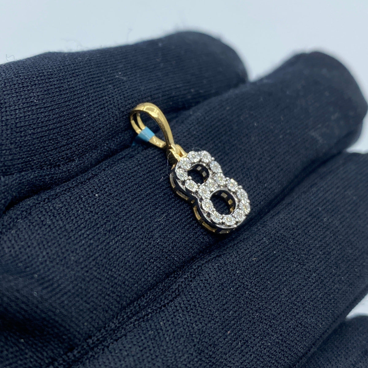 14K Gold Number 8 Diamond Pendant - additional product view 3