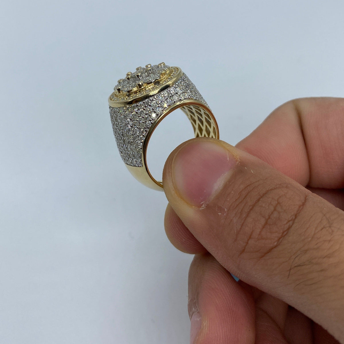 14K Gold Circle Elite Diamond Ring - additional product view 6