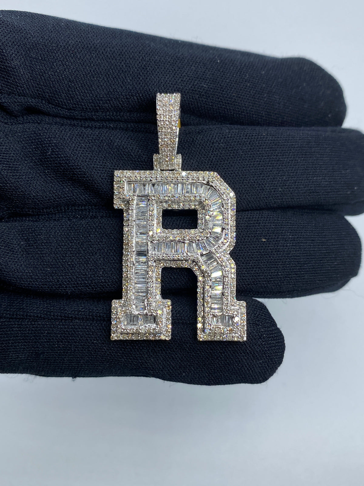 Initial R Baguette Diamond Pendant in white - close-up product photo