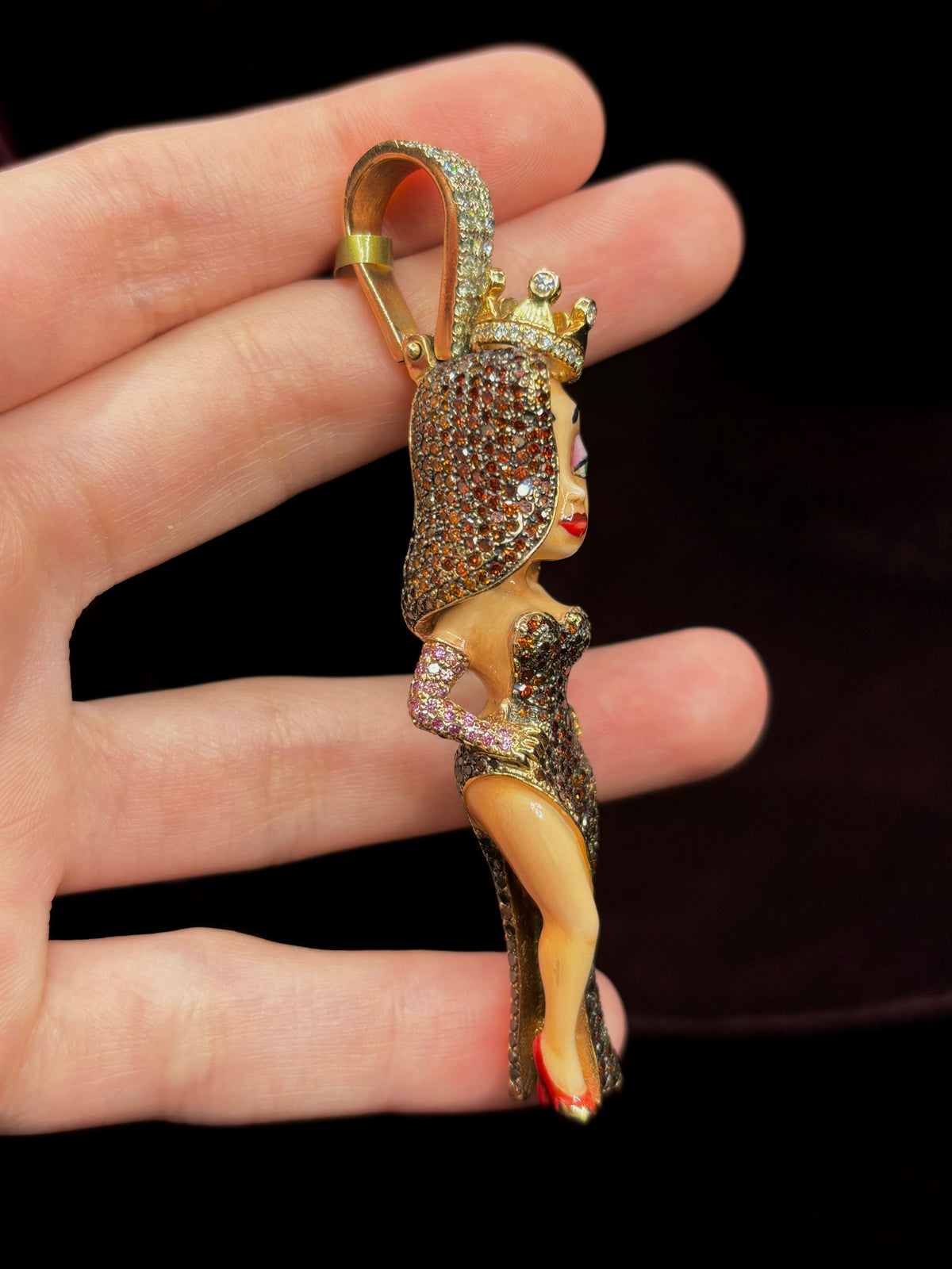 3D Jessica Rabbit Diamond Pendant - additional product view 4