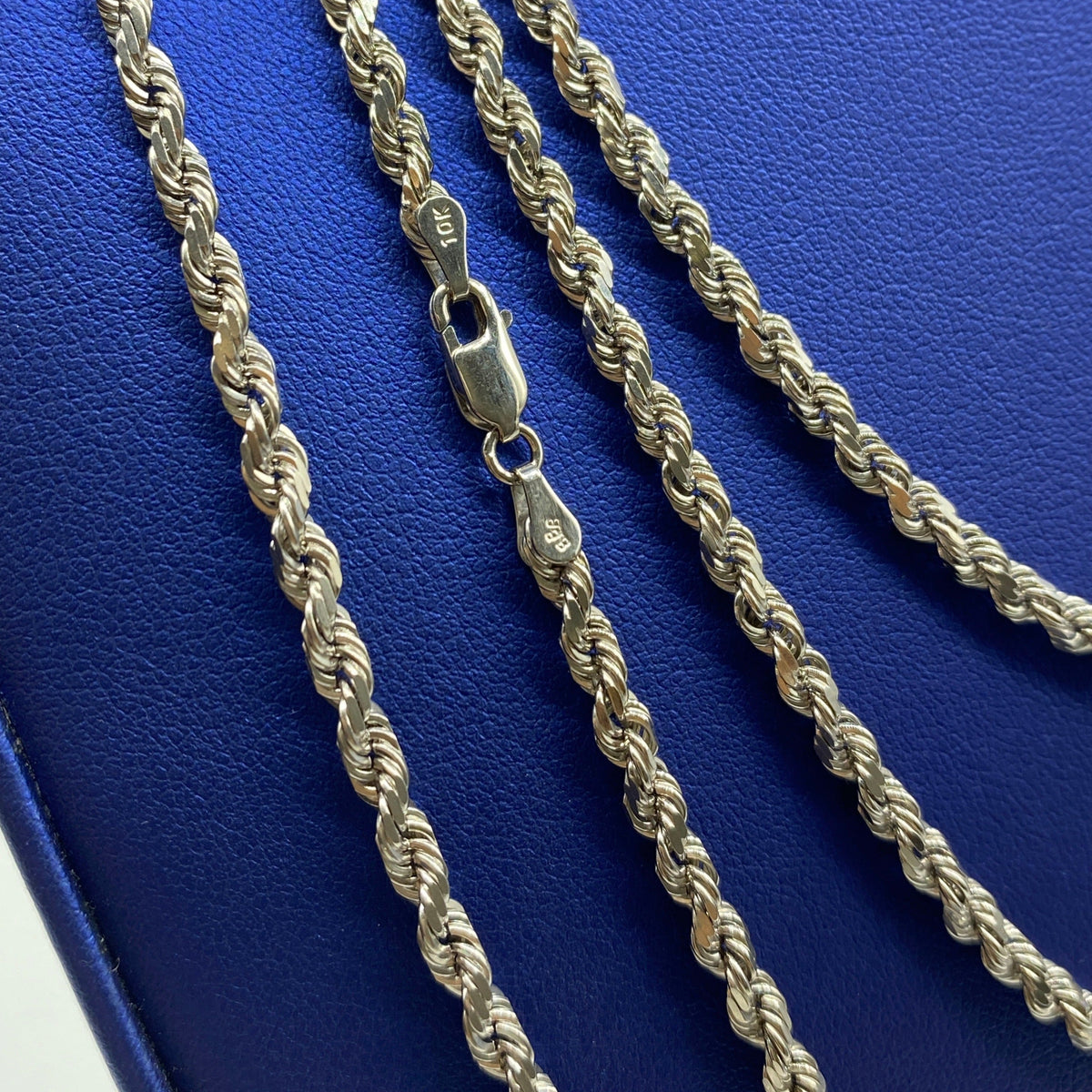 10K 3.8mm Rope Chain in White Gold 18–24 in - additional product view 4