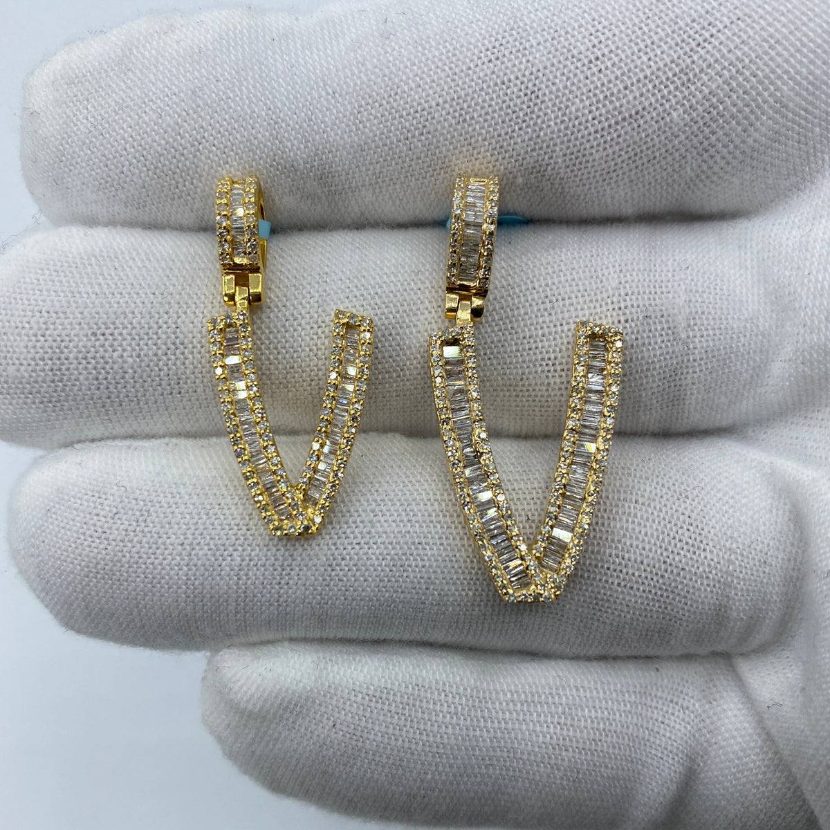 14K Gold Initial V Diamond Baguette Pendant - additional product view 2