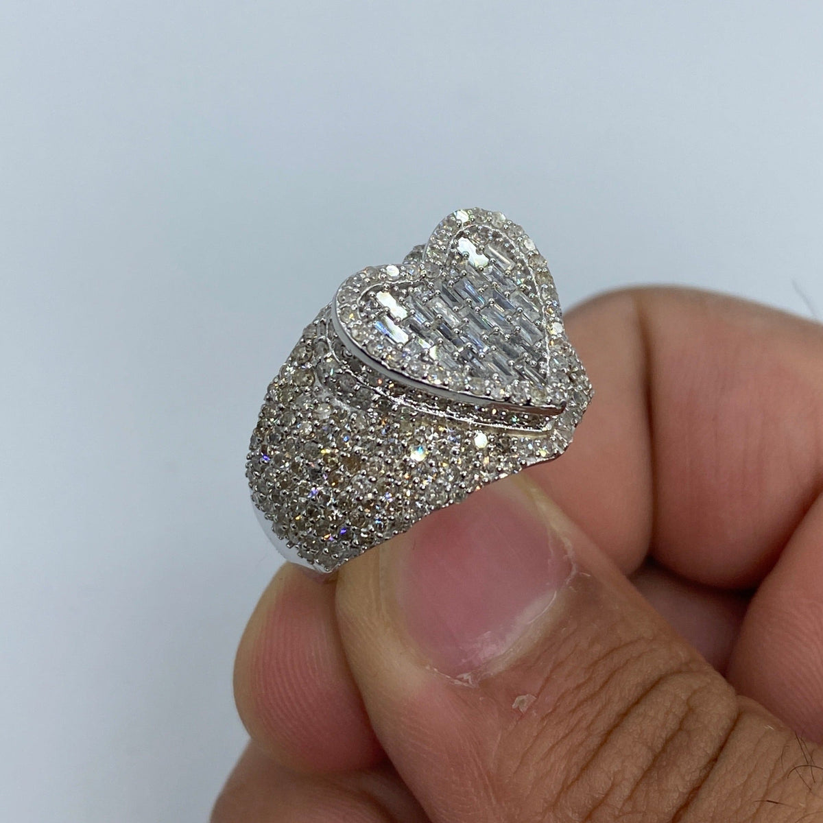 14K Gold Heart Diamond Baguette Ring - additional product view 8