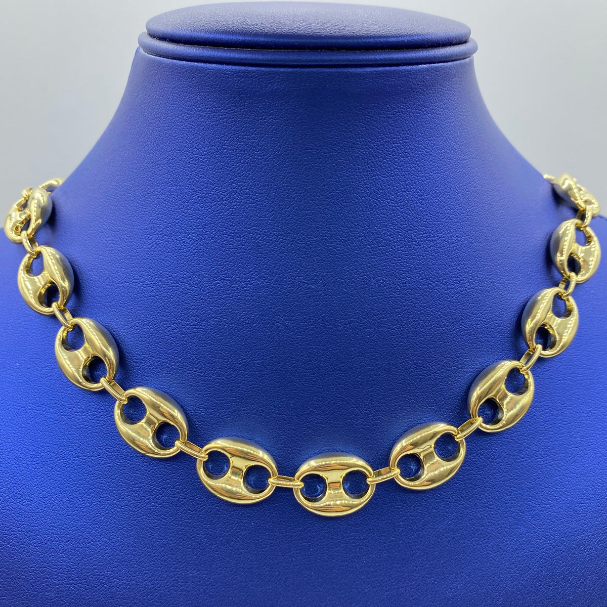 14K Gold Puffed Mariner Link Chain, 14.5mm - close-up product photo