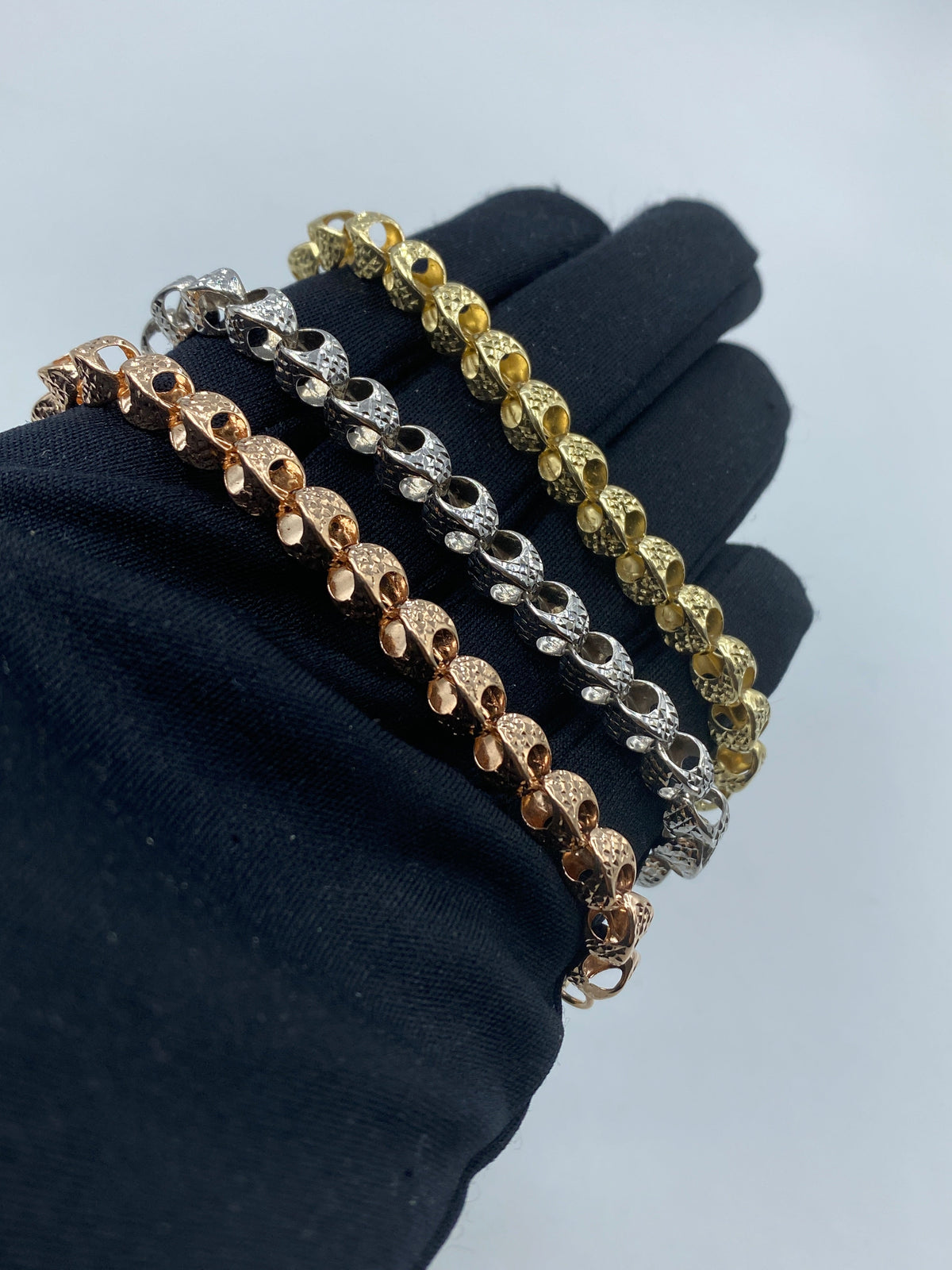 14K Gold 6mm Round Link Bracelet 7.5 in - additional product view 3
