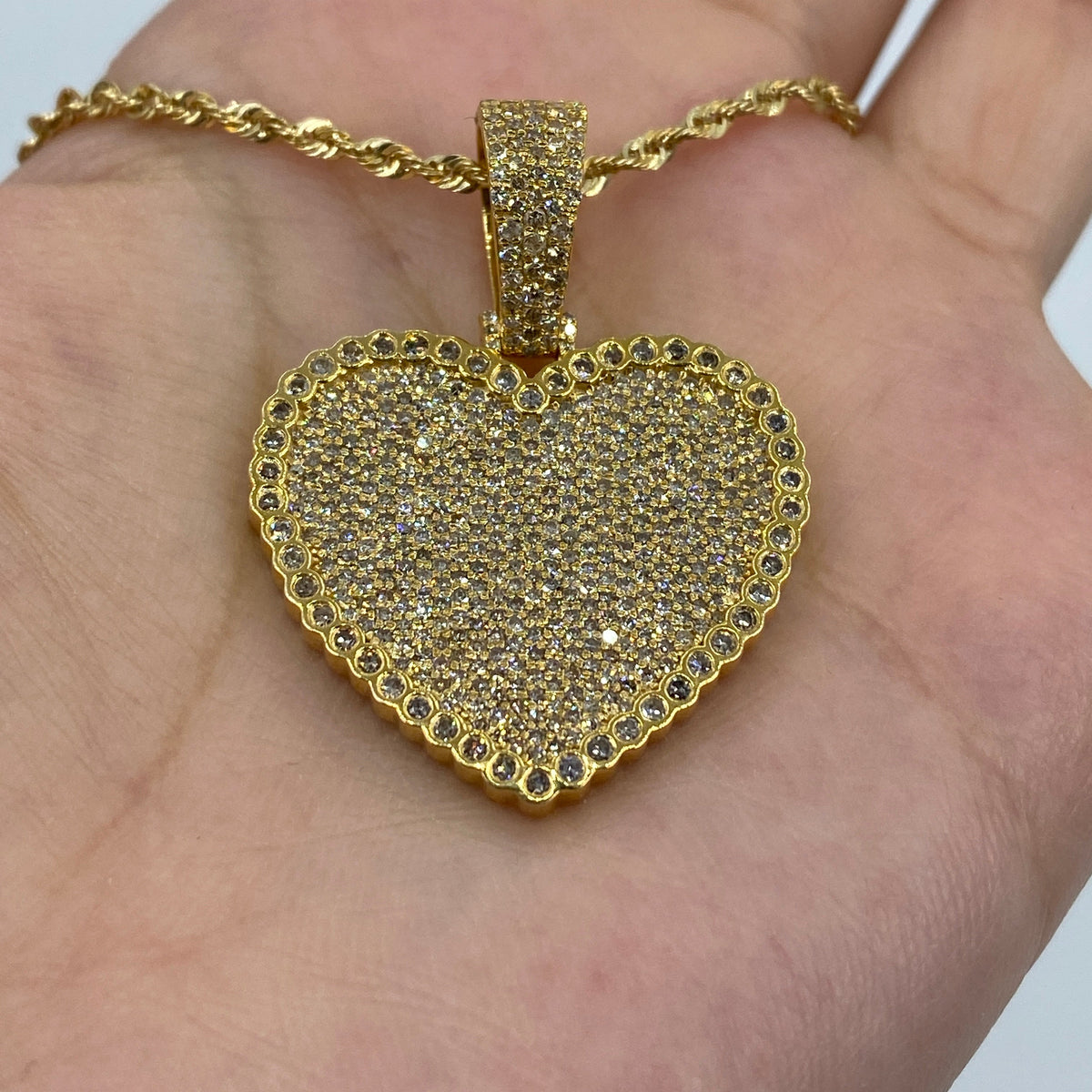 14K Gold Heart Pave Halo Diamond Pendant - additional product view 3