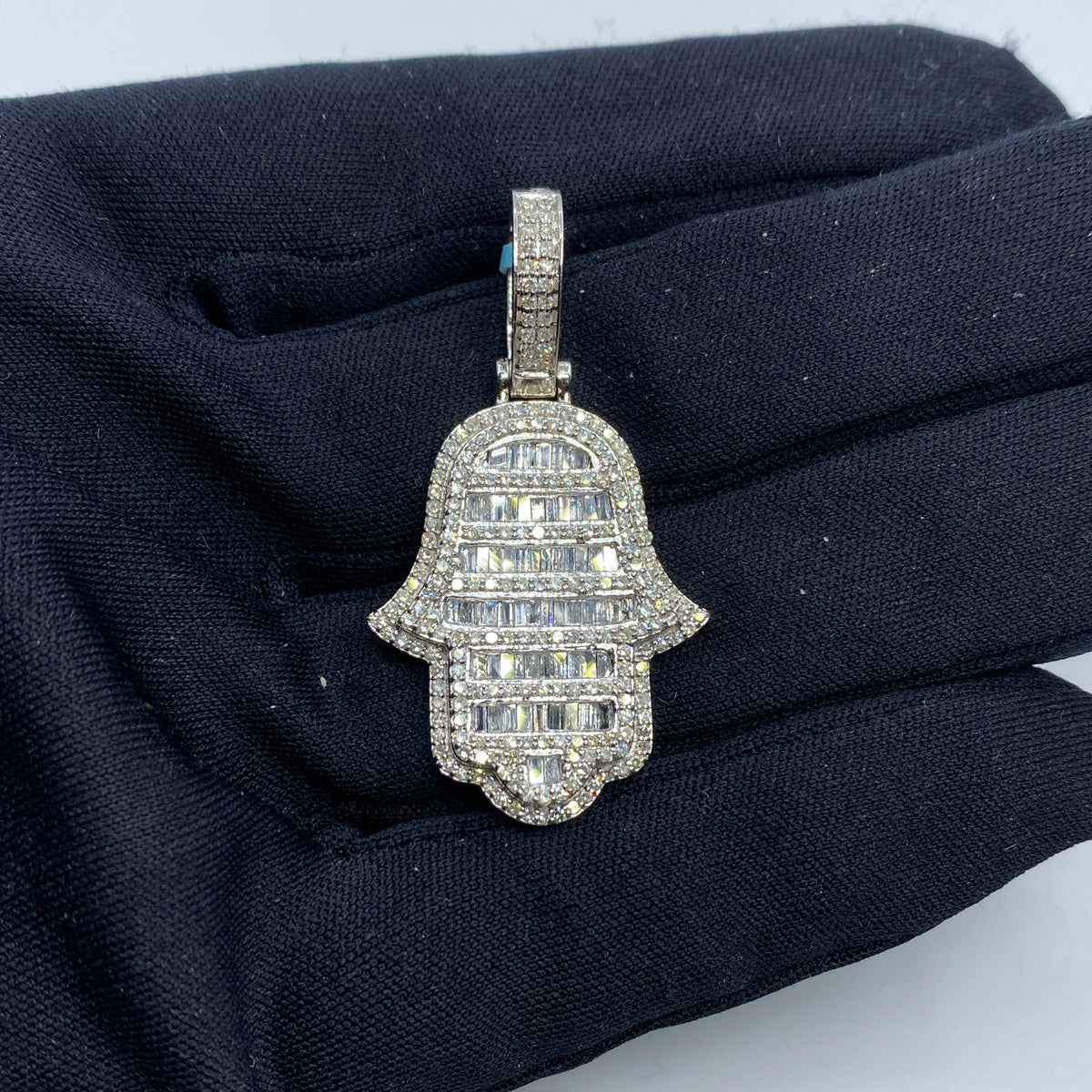14K Gold Hamsa Diamond Baguette Pendant - additional product view 4