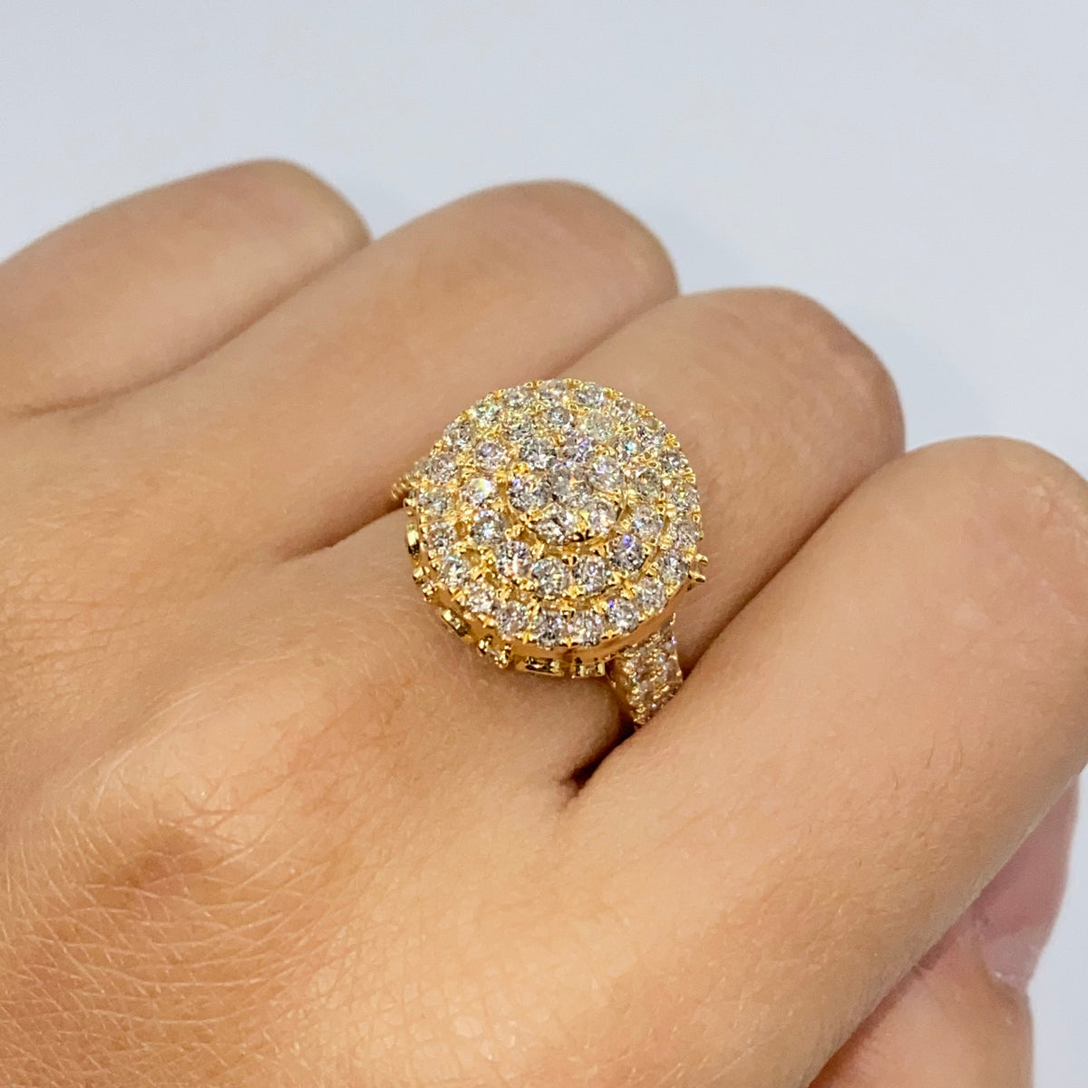 14K Gold Heritage Cake Diamond Ring in yellow gold - close-up product photo