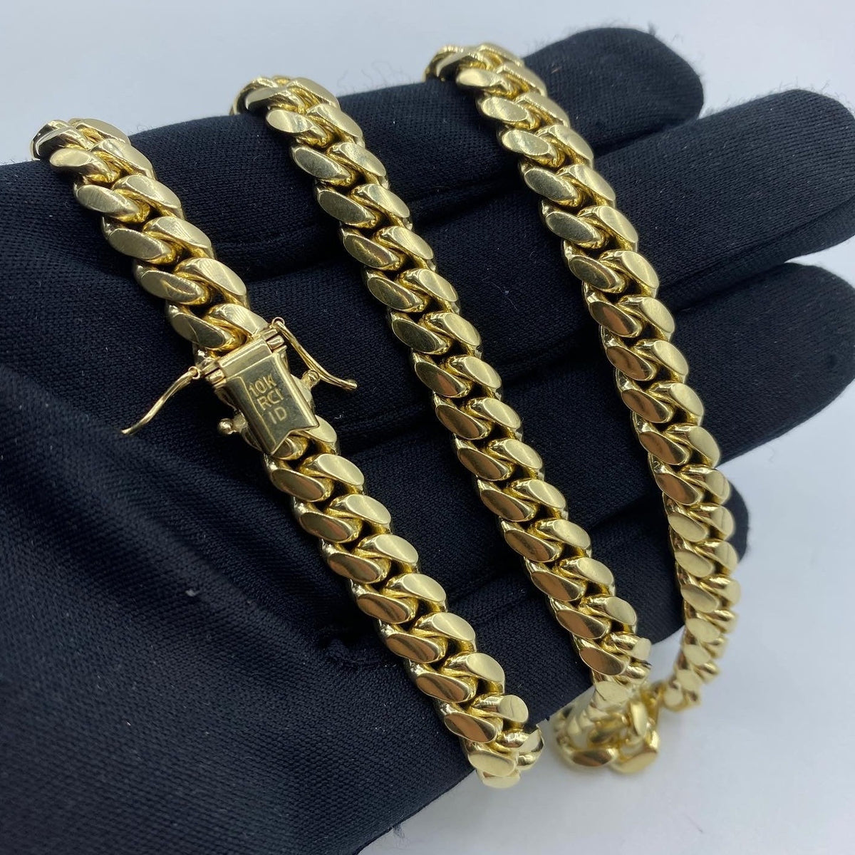 10K 9mm Gold Cuban Chain 22 in - additional product view 4