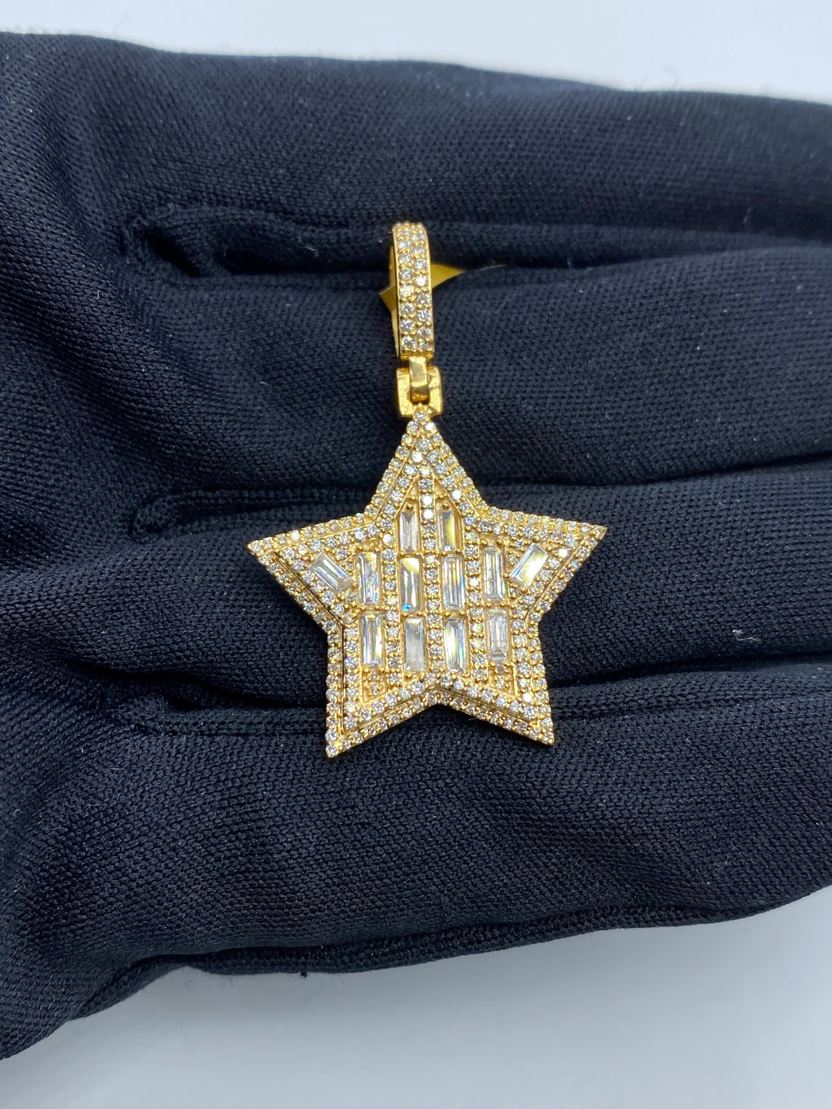 Star Baguette Diamond Pendant - additional product view 2