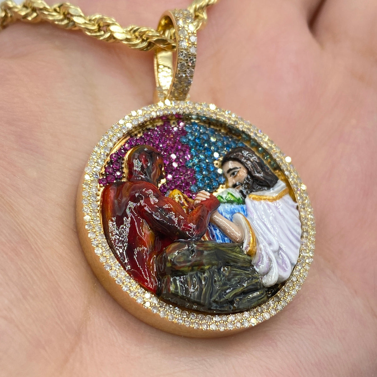 14K Gold Salvation Jesus Diamond Circle Pendant - additional product view 3