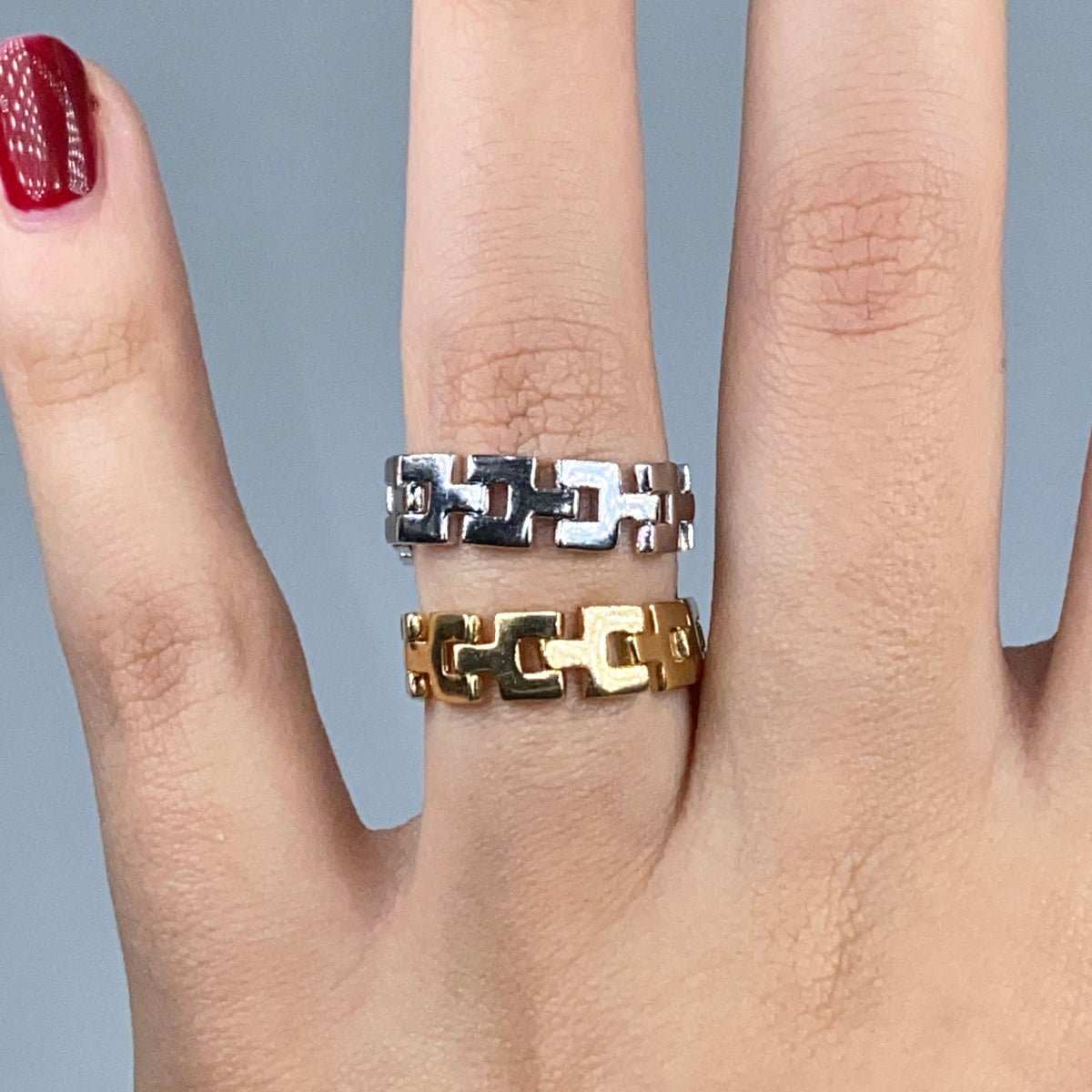 14K Gold Link Diamond Clasp Ring - additional product view 2
