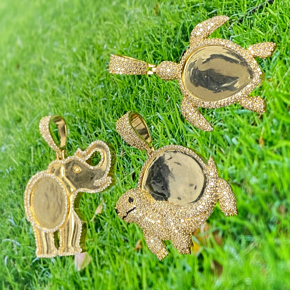 10K Gold Elephant Turtle Animal Picture Photo Diamond Pendant - additional product view 2