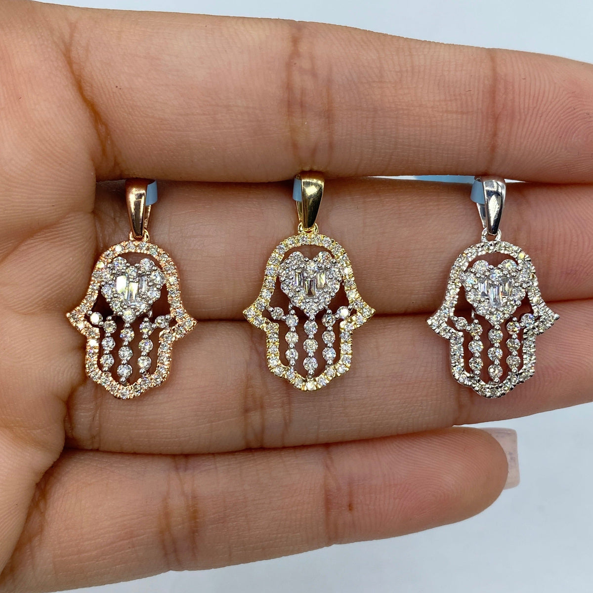 14K Gold Heart Hamsa Diamond Pendant - additional product view 2