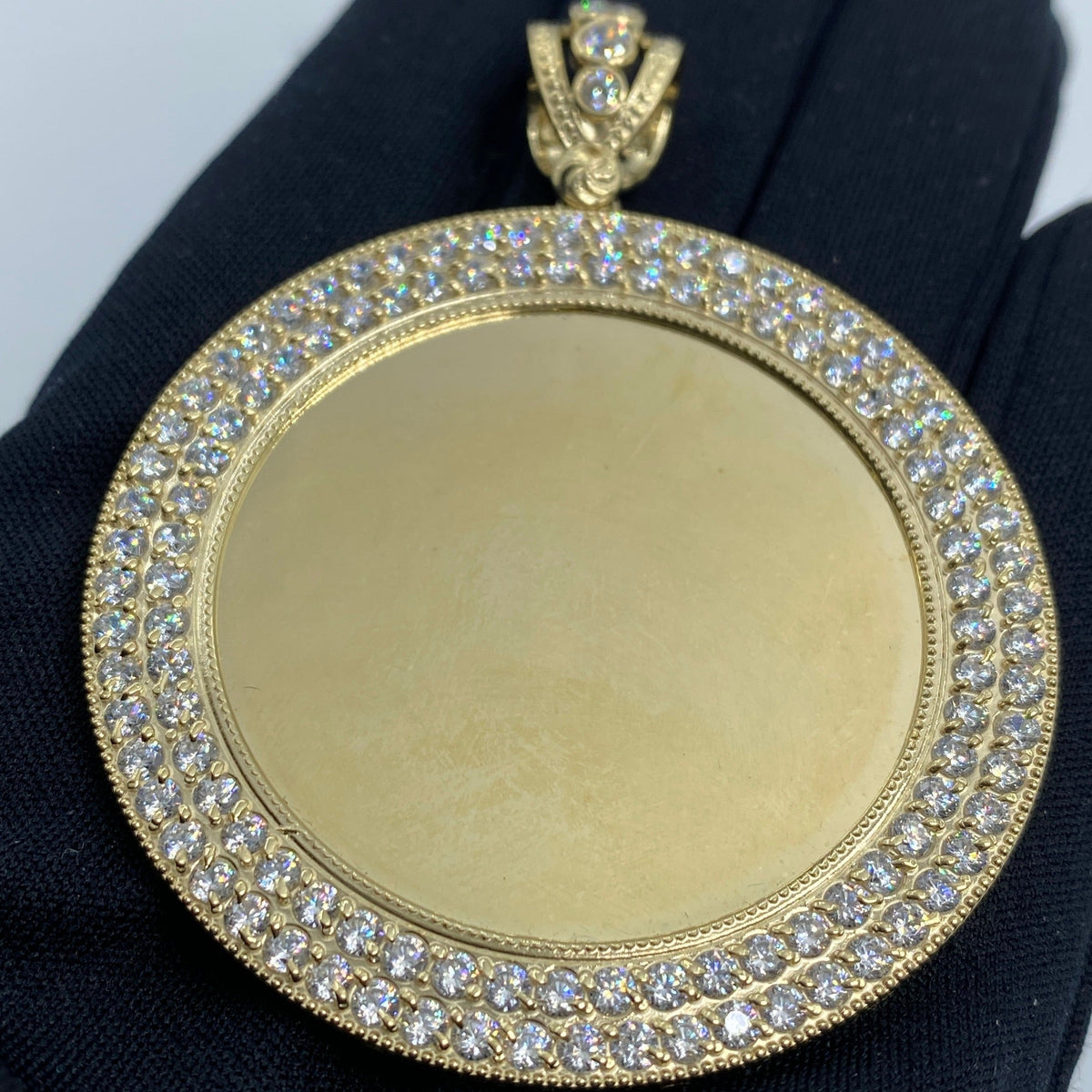 10K Gold Circle Picture Photo CZ Pendant - additional product view 2