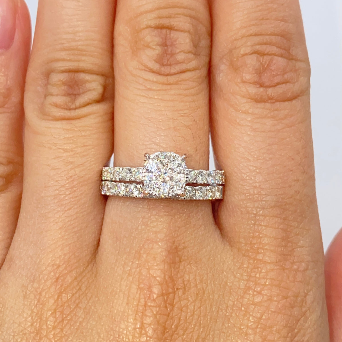 14K Gold Barbie Circle Diamond Engagement Ring, Medium - close-up product photo