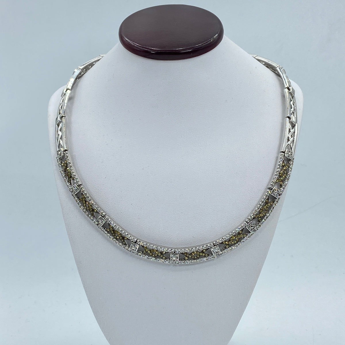 18K Gold Knot Diamond Necklace - additional product view 2