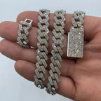 10K Gold 10mm Cuban Link Diamond Chain 18–22 in in white gold, 18" - close-up product photo