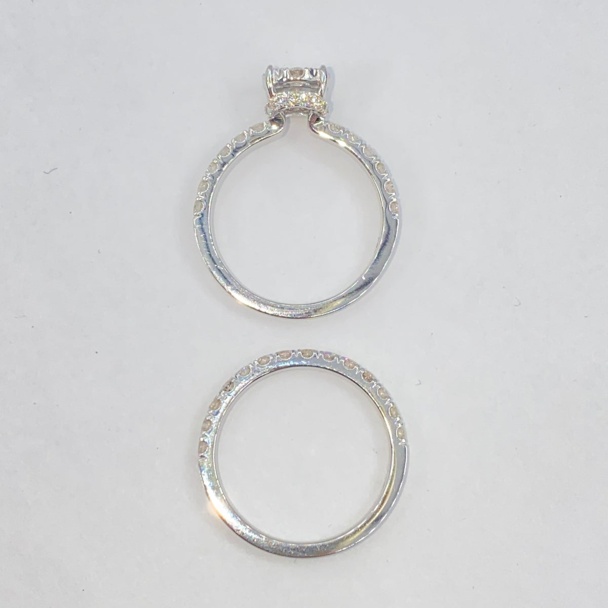 14K Gold Barbie Circle Diamond Engagement Ring - additional product view 4