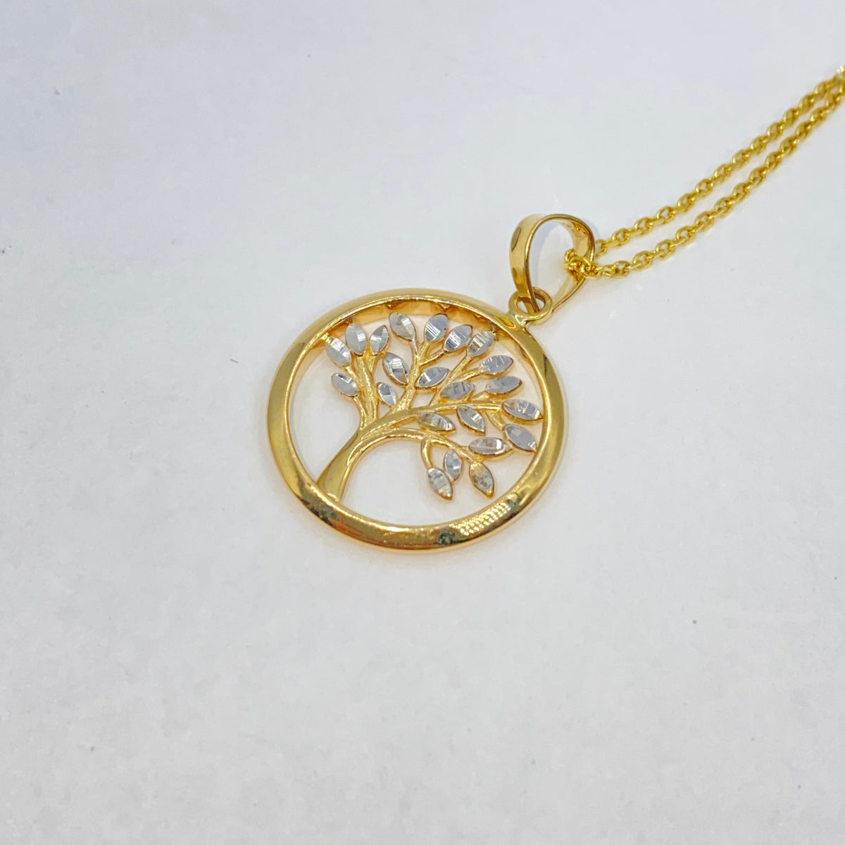 14K Gold Tree of Life Pendant Necklace 20 in - additional product view 3
