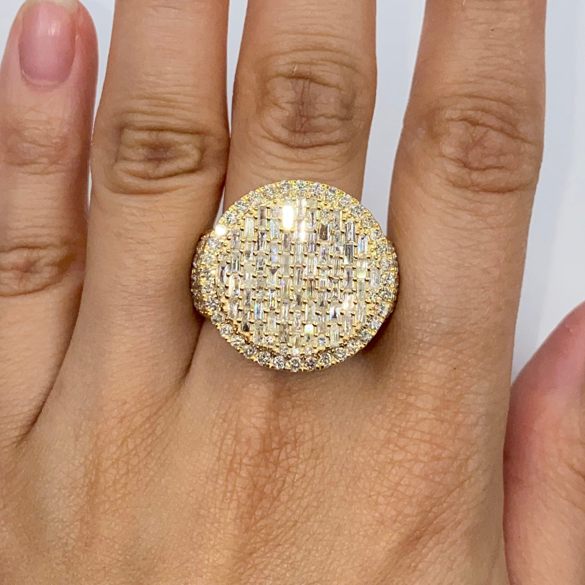 14K Gold 22.3M Circle Diamond Ring in yellow gold - close-up product photo