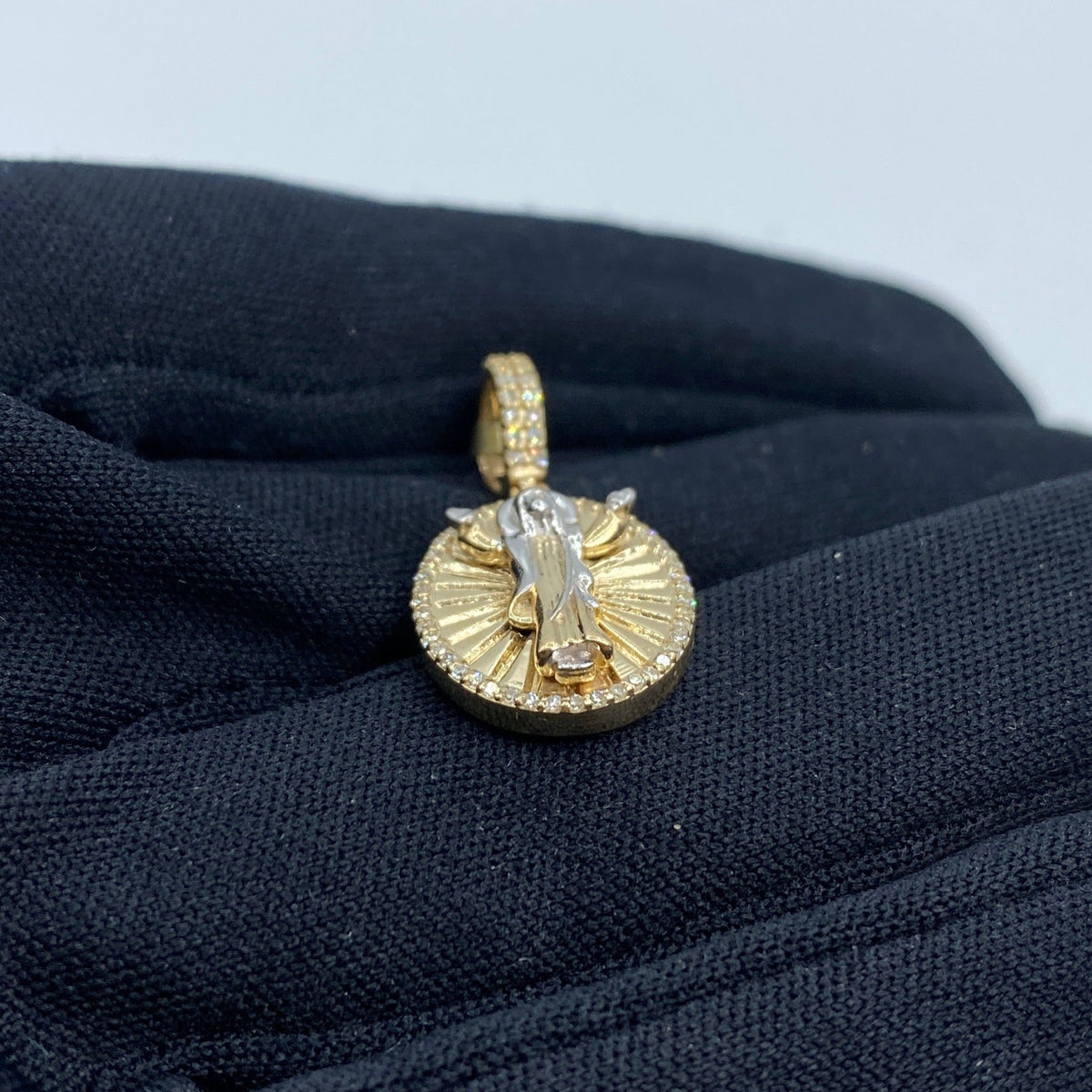 10K Gold Jesus Save Us Medal Diamond Pendant - additional product view 4