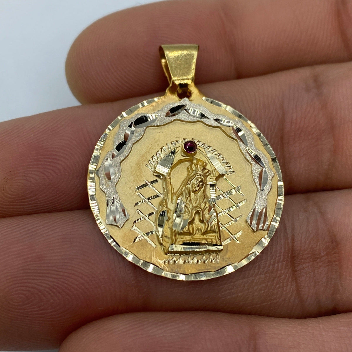 14K Gold Saint Caridad Del Cobre Round Medallion Pendant 1.25 in - additional product view 3