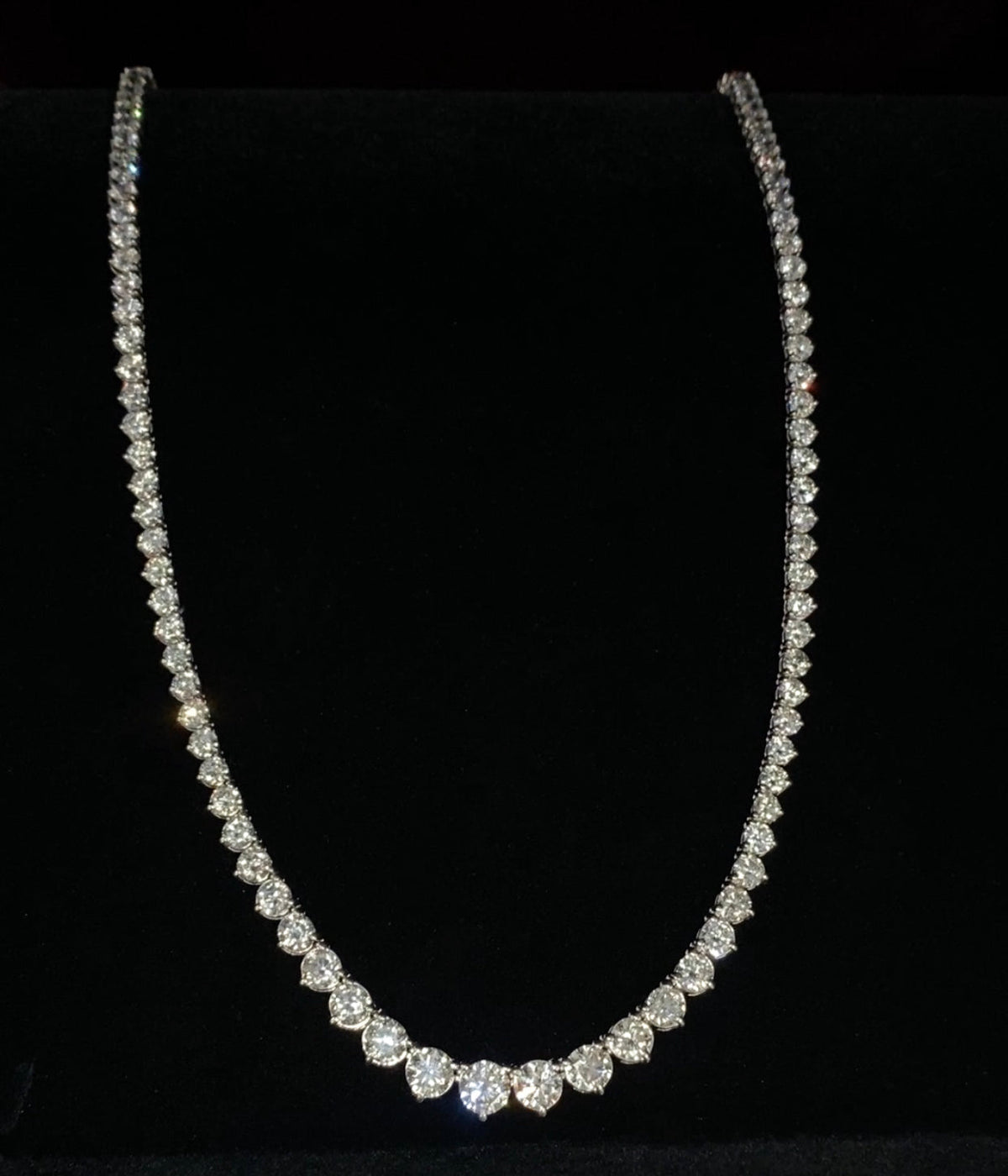 14K Gold Bridal Diamond Graduated Tennis Chain - additional product view 3