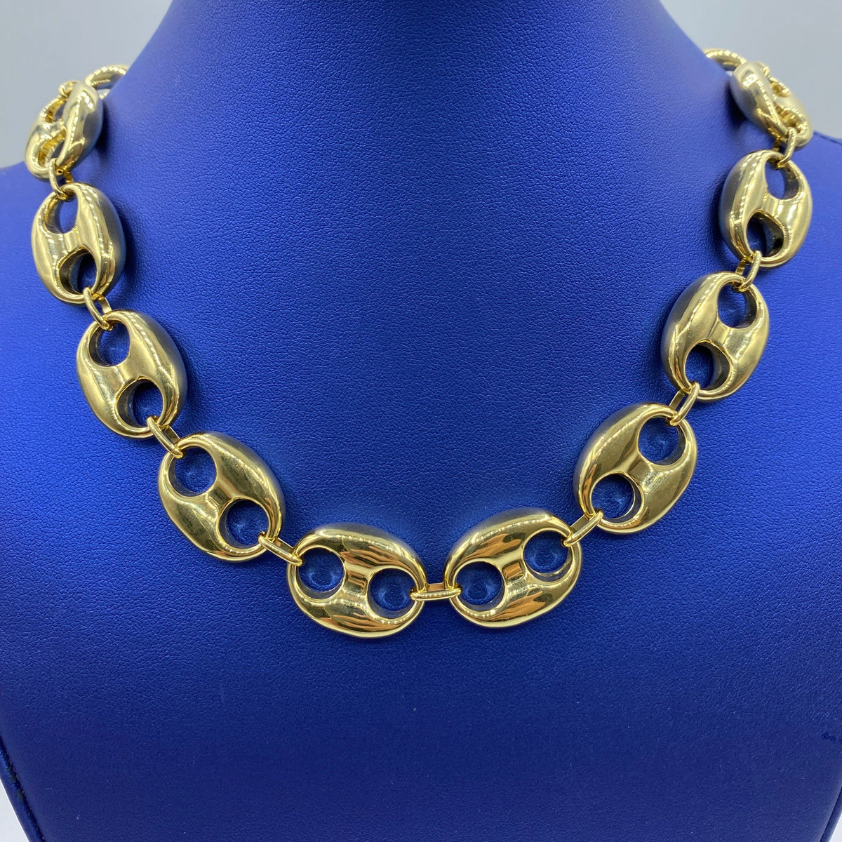14K Gold Puffed Mariner Link Chain, 19mm - close-up product photo