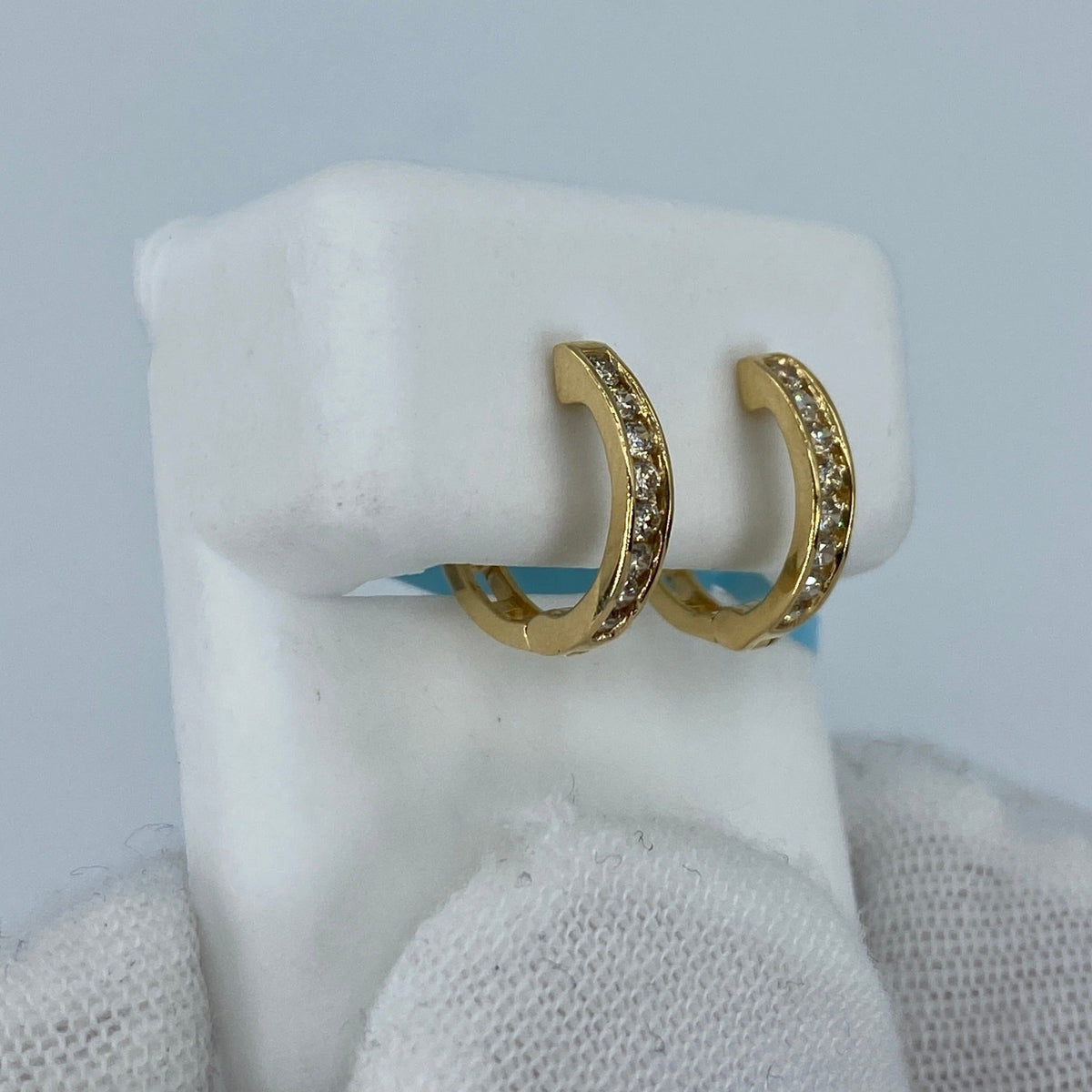 14K Gold Circle Hoop Diamond Earrings - additional product view 3