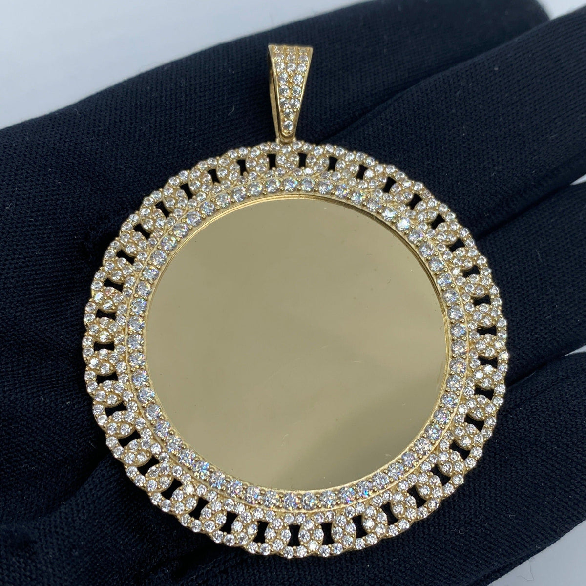14K Gold Cuban Circle Picture Photo CZ Pendant - additional product view 2