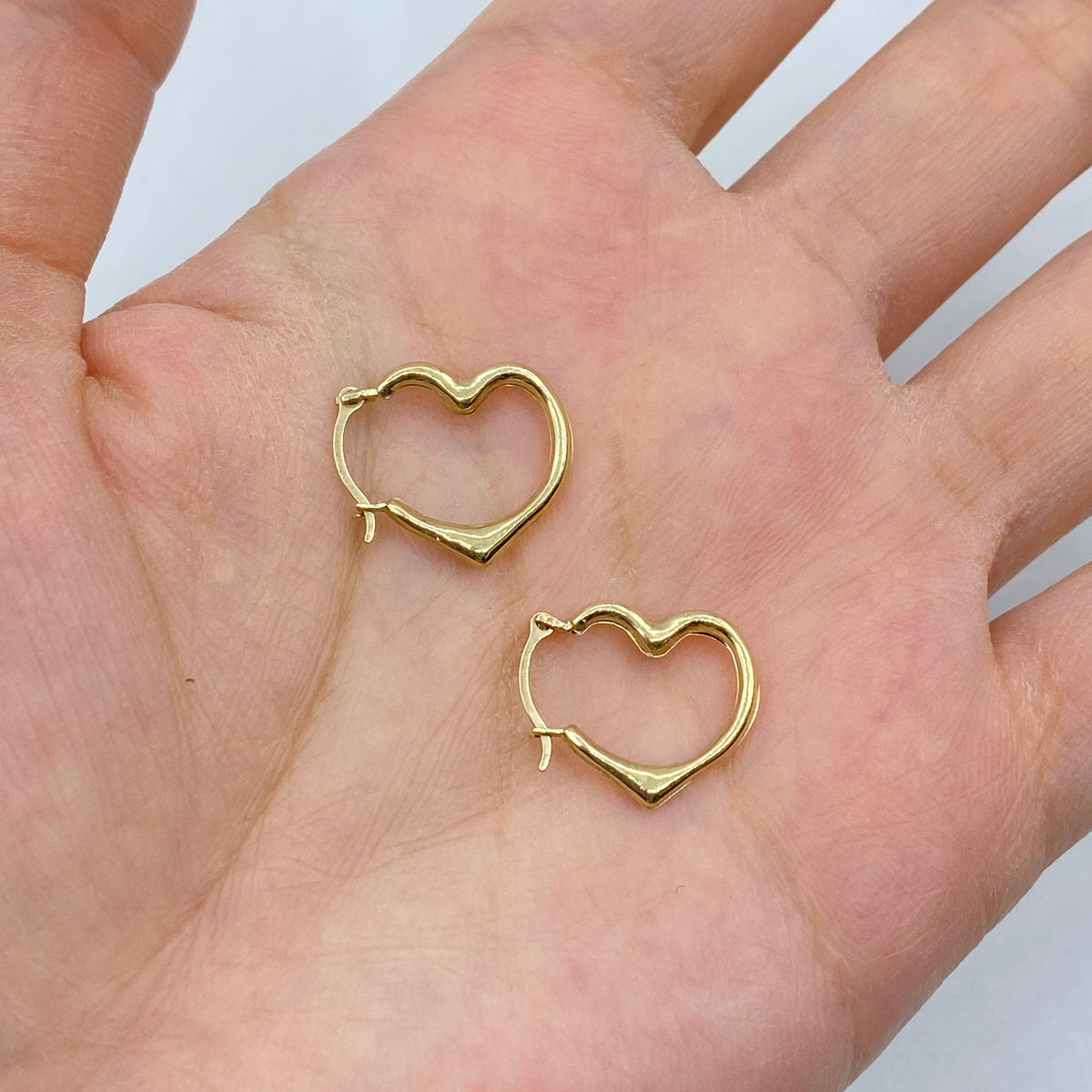 14K Gold Heart Hoop Earrings - additional product view 2