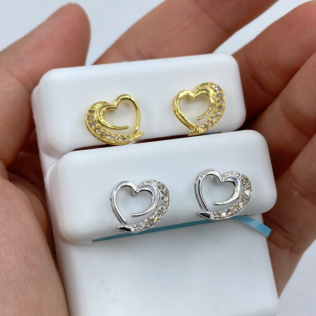 14K Gold Protect Heart Diamond Earrings - additional product view 2