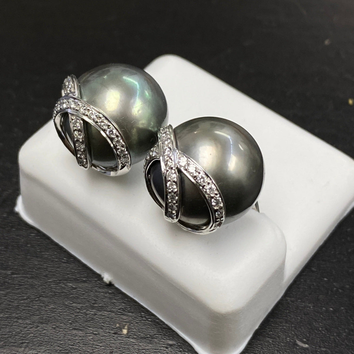 18K Gold Tahitian Pearl Diamond Earrings - additional product view 3
