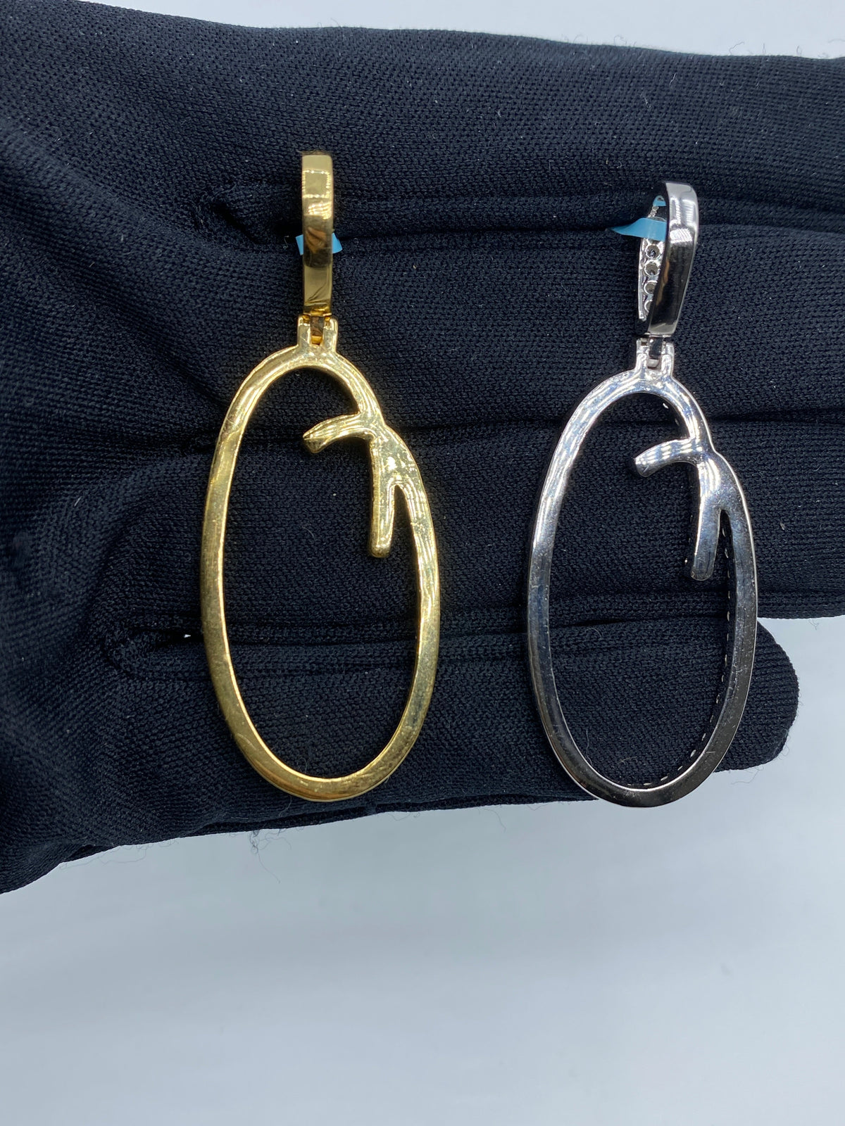 14K Gold Initial O Large Script Diamond Pendant - additional product view 6