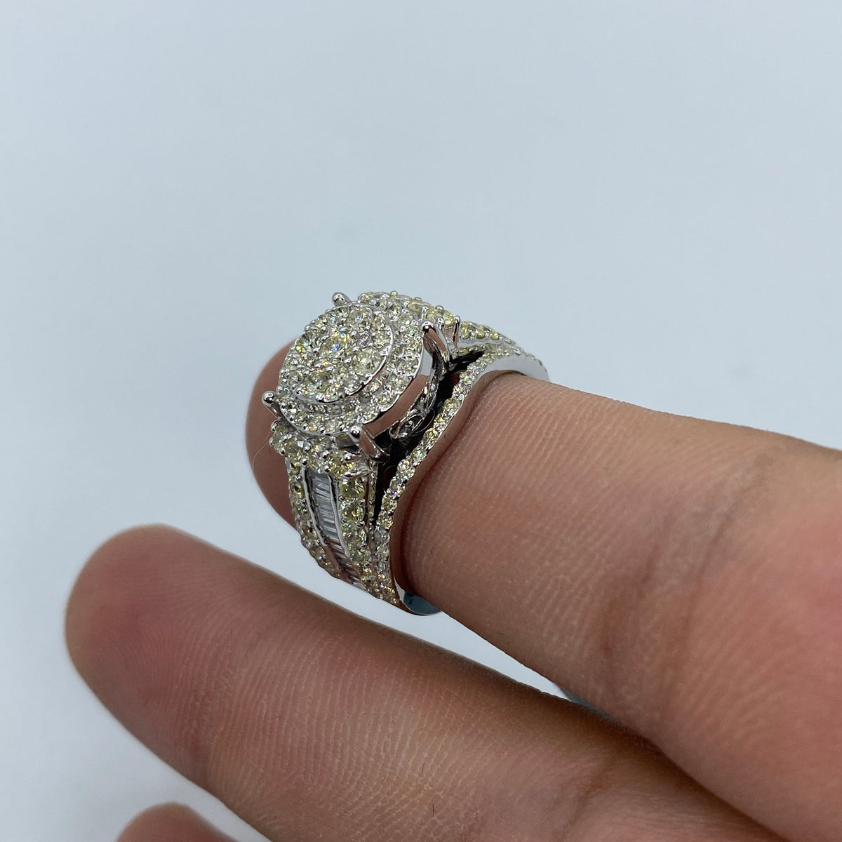 14K Gold Circle Ring with Diamond Baguette Sides - additional product view 8