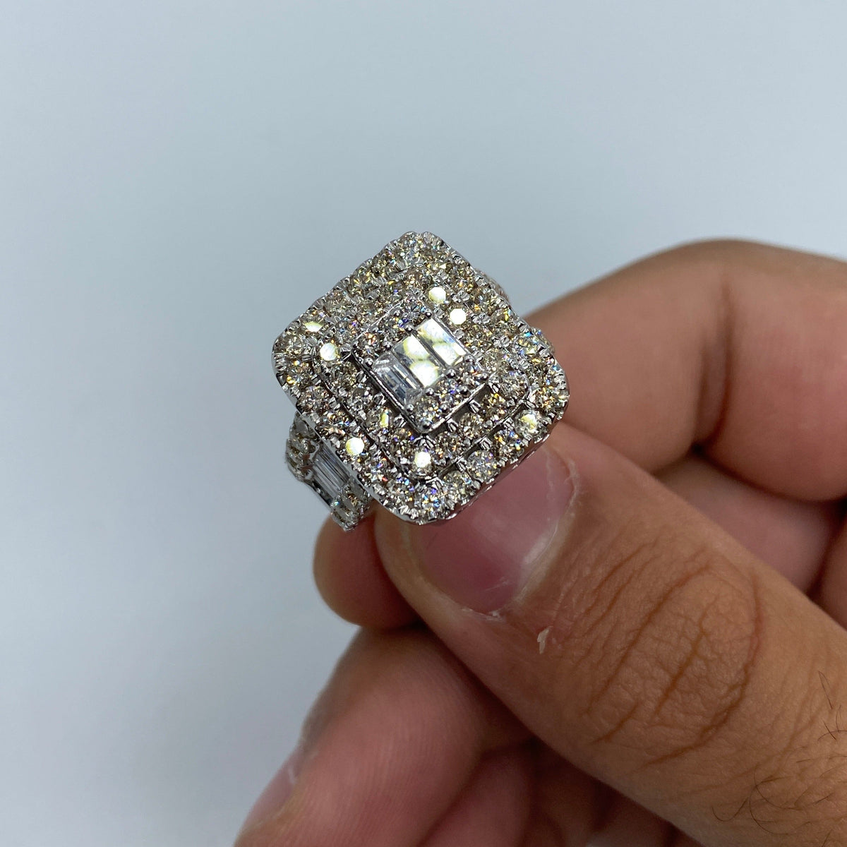 14K Gold Rectangle Center Diamond Baguette Ring in White - additional product view 2
