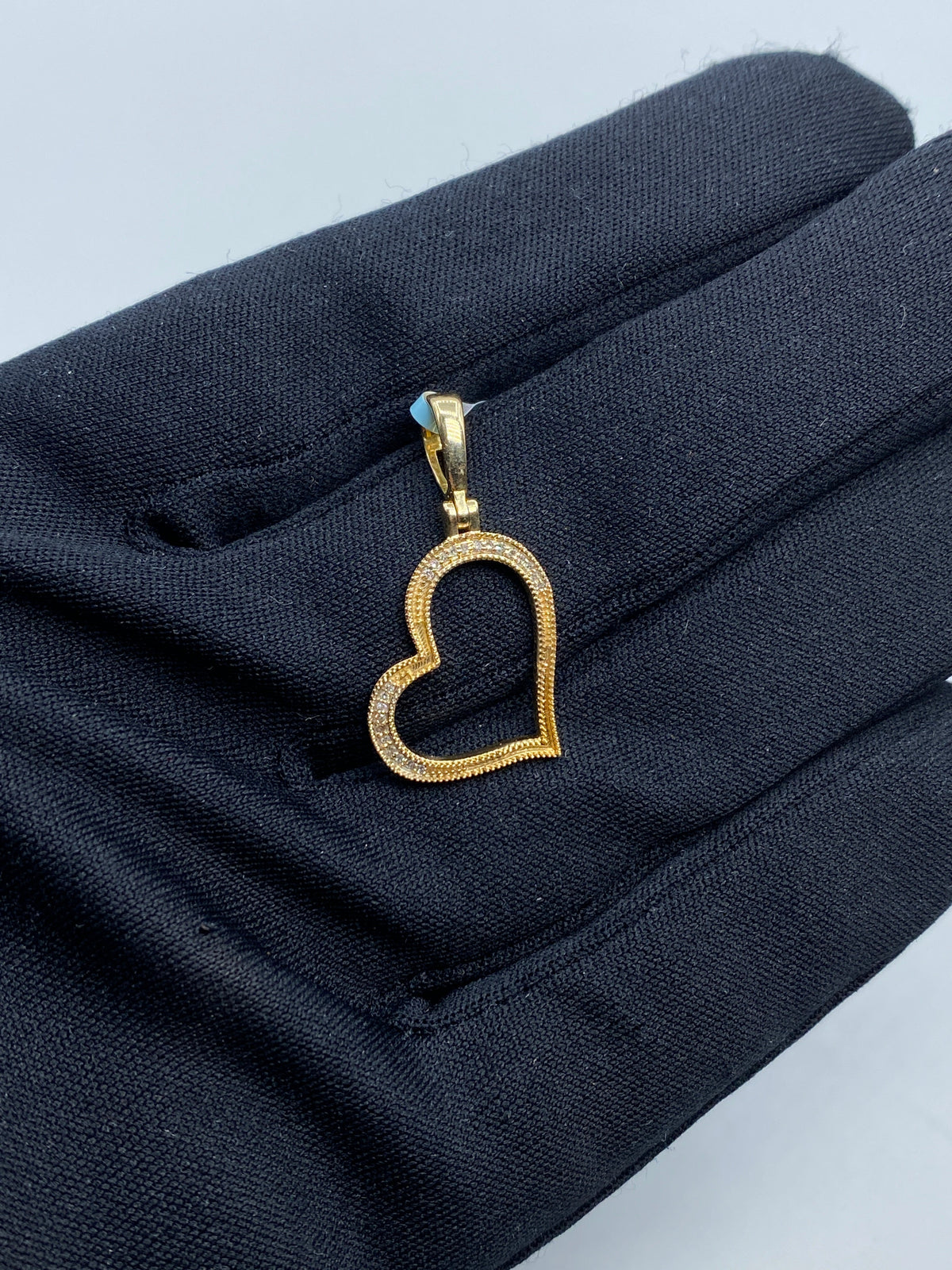 14K Gold Heart Yellow Outline Diamond Pendant - additional product view 4