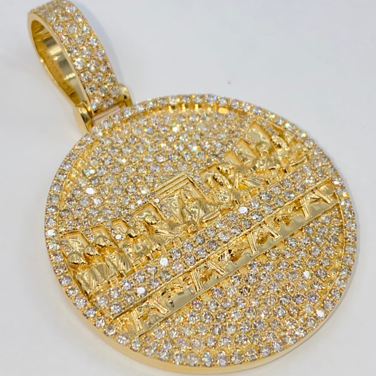 14K Gold Last Supper Circle Diamond Pendant - additional product view 4